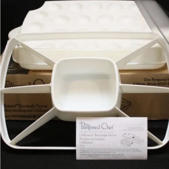 Pampered Chef White Rectangle Server with Lid Chillzanne - Picture 3 of 6